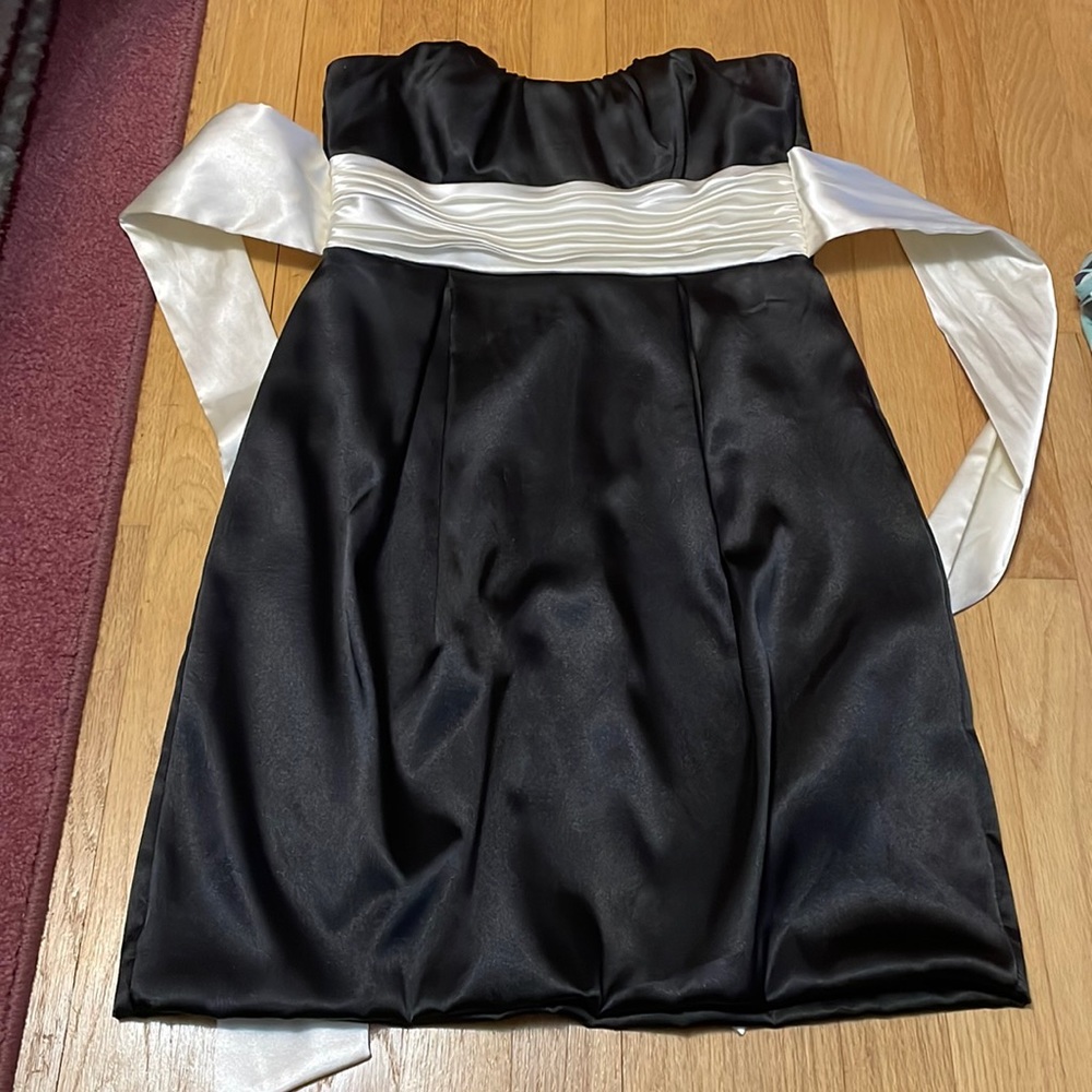 Juniors formal event dress